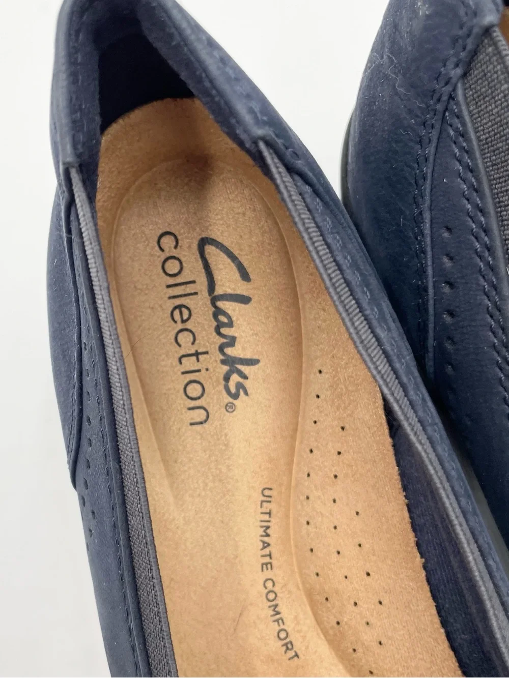 Clarks Collection Suttyn Kaylie Slip-On Shoes Size 7 Navy Blue Nubuck Leather